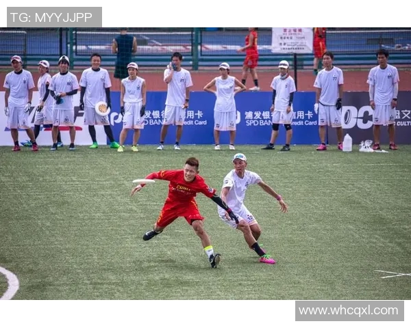 杭州飞盘队与成都飞盘队赛后复盘分析意识碰撞与战术思考